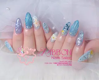 ネイル Luna ri..のネイルデザイン