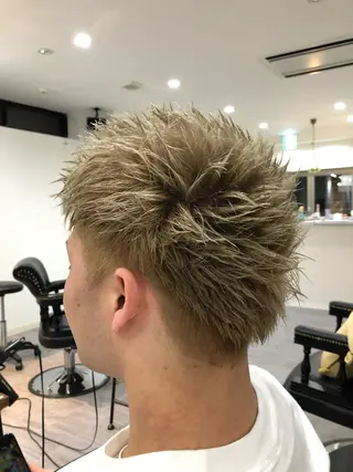 ショート メンズ 渡邊 暁史のヘアスタイル