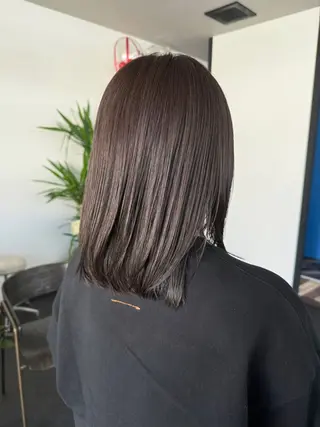 ミディアム カラー 谷口 優希のヘアスタイル