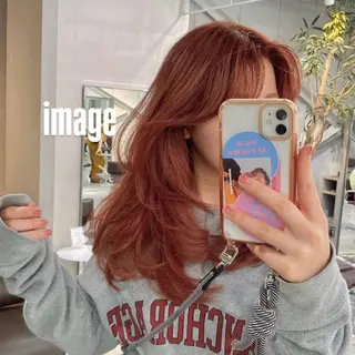 ロング カラー 加藤 歩未のヘアスタイル