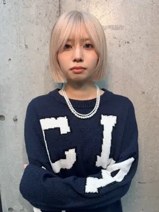 ショート カラー mood 髪質改善 ダブルカラーのヘアスタイル
