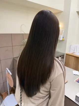 カラー ayana /HUIのヘアスタイル