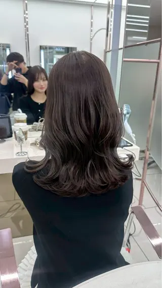 カラー 이상우(イサンウ) COAginzaのヘアスタイル