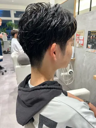 ショート パーマ メンズ 田中 寛汰のヘアスタイル