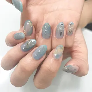 ネイル 板垣 綾乃のネイルデザイン