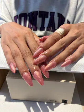 ネイル Rina_ TRIOSのネイルデザイン