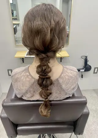 セミロング ヘアアレンジ 🫧【公式】 Lig.横浜🫧のヘアスタイル