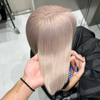 ロング カラー 💫艶ハイトーン×髪 質改善💫リュウトのヘアスタイル