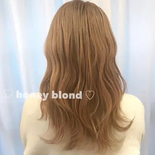 セミロング 天神最安値エクステ カラーレイヤーカットのヘアスタイル
