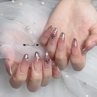 ネイル サイナネイル🎀 長さ出し専門店のネイルデザイン