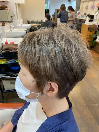 ショート かつまた かよこのヘアスタイル