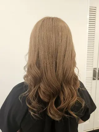 セミロング カラー あいだ🐼ミニモ 8月限定クーポン配信のヘアスタイル