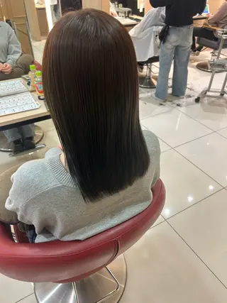 ミディアム カラー ゆめ ベージュカラーのヘアスタイル