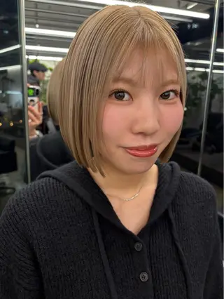 ショート カラー 似合わせカット レイヤー/ボブのヘアスタイル