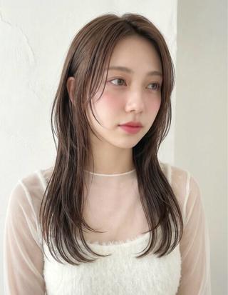 ロング 近藤 七海のヘアスタイル