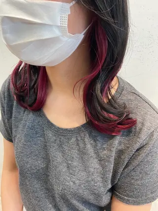 ミディアム カラー ウルフカット レイヤーカット上柿のヘアスタイル
