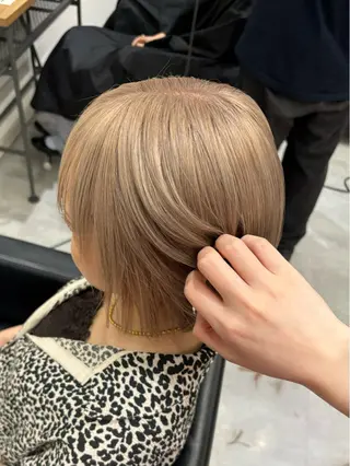 ショート カラー ENA💗NEXT /ハイトーンエクステのヘアスタイル