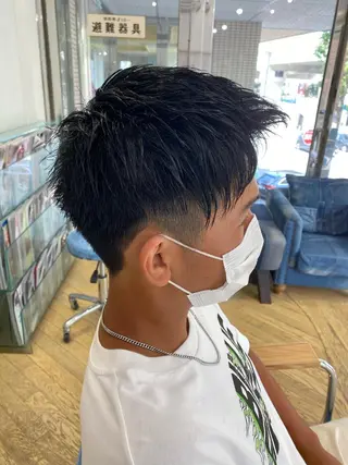 カラー メンズ 松井 敬太郎のヘアスタイル