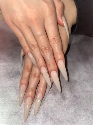 ネイル 坂 しおのネイルデザイン