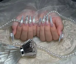 ネイル Julie NailSalonのネイルデザイン