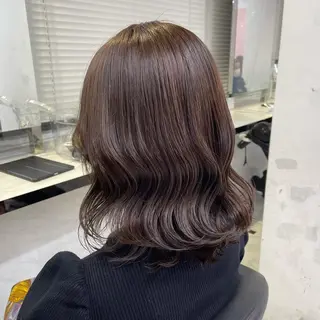ミディアム カラー ヘアアレンジ ピンク・ベージュ🩰 カラー🫧とらのヘアスタイル