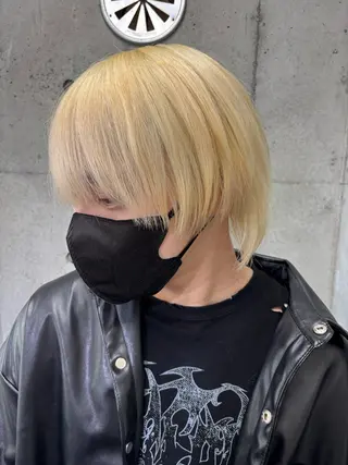 ショート メンズ 落ちる黒 森崎雄斗のヘアスタイル