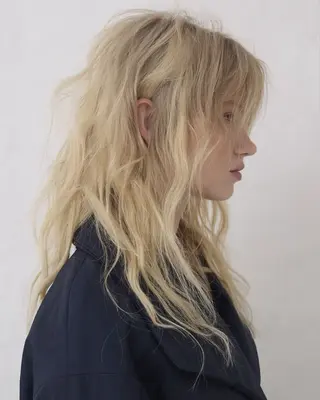 ロング カラー momona english okのヘアスタイル