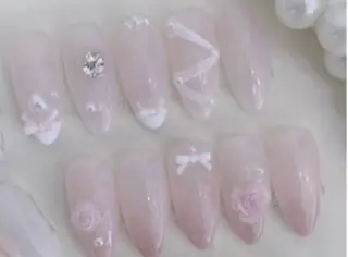 セミロング M+Nail 新宿のネイルデザイン