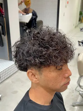 パーマ メンズ 🐲ツイスパ🐲 フェード/龍のヘアスタイル