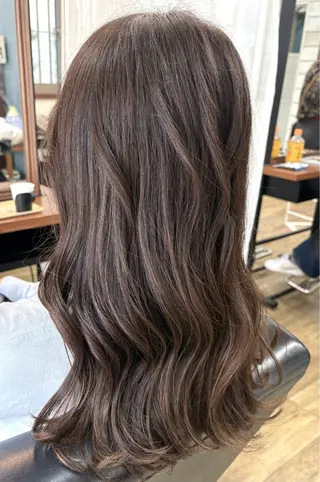 ロング カラー Life Nagiのヘアスタイル