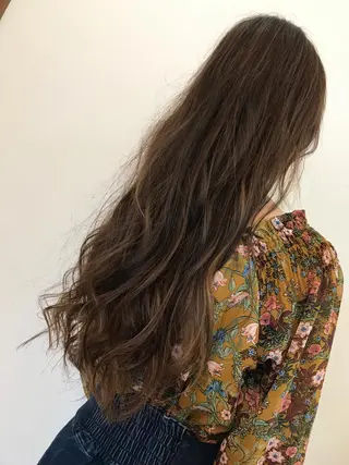 ロング カラー 大山 雅矢のヘアスタイル
