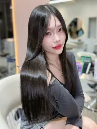 ロング ヘアアレンジ 大宮‎縮毛矯正🩵 レイヤー　佐藤和のヘアスタイル