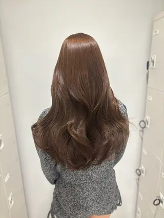 ロング カラー 🧸レイヤー× ベージュ🥯カホ🍯のヘアスタイル