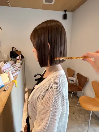 ミディアム カラー 川端 明莉のヘアスタイル