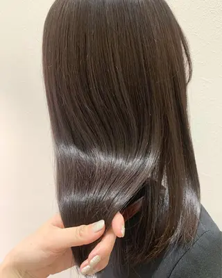 セミロング カラー hubhair レイヤー/透明感のヘアスタイル