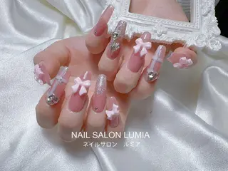 ネイル ネイルサロン ルミア Lumia 店長施術のネイルデザイン
