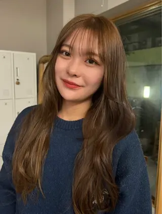 カラー 🌙ヘーゼルベージュ レイヤーカット🌙のヘアスタイル