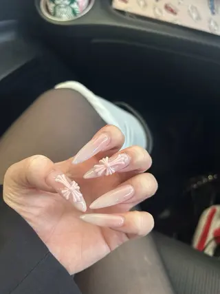 ネイル Blingg NailStudioのネイルデザイン