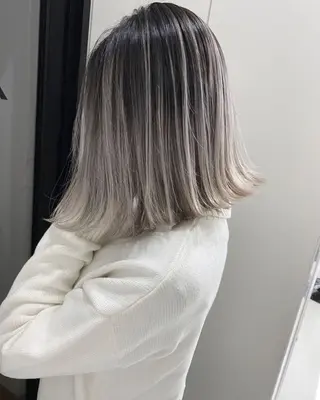 ミディアム カラー ヘアアレンジ 🇺🇸龍ヶ崎ブリ ーチカラー🌴政野のヘアスタイル