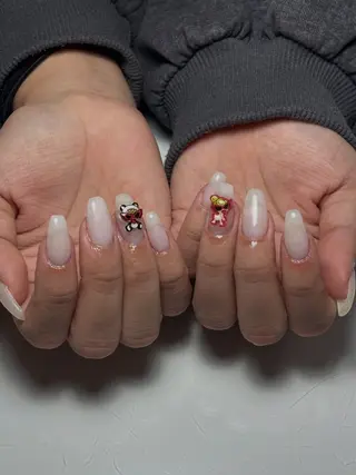 ネイル Yuna 𝝑𝝔*.+゚のネイルデザイン