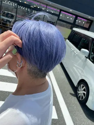 ショート カラー UNDER vr 【アンダーバー】のヘアスタイル