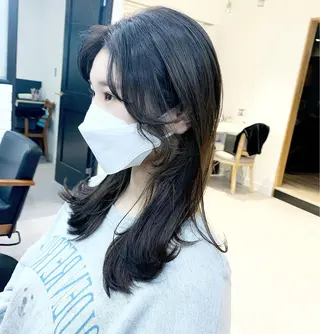 ミディアム カラー パーマ ヘアアレンジ メンズ キッズ ネイル マツエク・マツパ アイブロウ 似合せレイヤー/ 柔らか透明感カラーのヘアスタイル