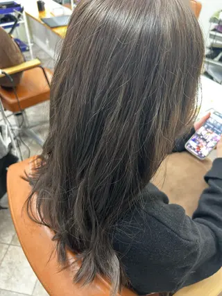 セミロング カラー 永木 楓のヘアスタイル