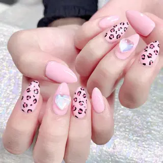 ネイル Queens 榊 まおのネイルデザイン