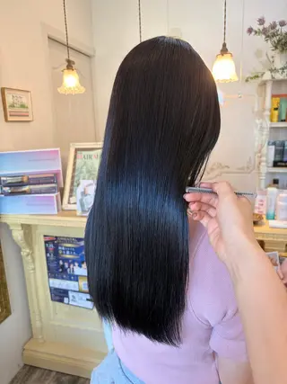 ロング 小林 真誉のヘアスタイル