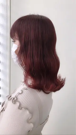 ミディアム カラー 韓国🇰🇷レイヤー 映える顔周り🩷のヘアスタイル