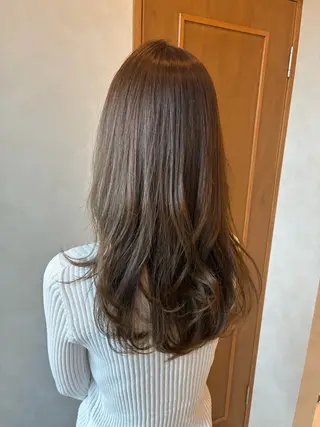 ロング 透明感カラー/大城 かえでのヘアスタイル