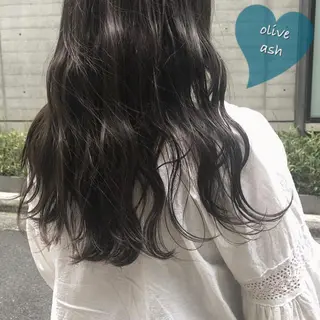 ロング ✨色持ちの良い艶 カラー✨蟹江真世のヘアスタイル