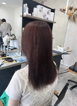カラー 𝑴𝒐𝒓𝒊 /髪質改善/艶髪🖤のヘアスタイル