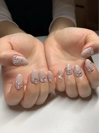 ネイル アトリエハーロウ sakuraのネイルデザイン